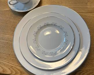Royal Tuscan dishes "Symphony" pattern