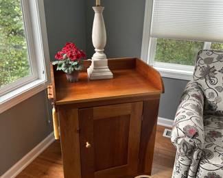 End table with storage and table lamp