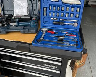 CRAFTSMAN tool storage cart on wheels