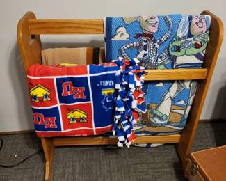 quilt rack & blankets