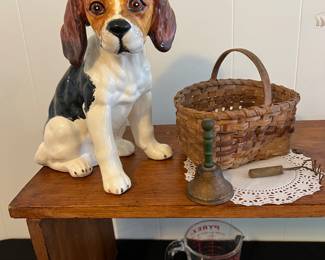 Porcelain Beagle dog 