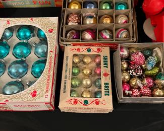 Shiny Brite boxed ornaments 