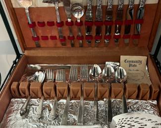 Community plate silverware set