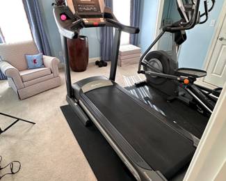 Epic treadmill with color touch screen, works well 6'6"L x 34"W, comes with thick stabilizing floor mat