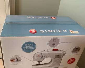 #17 Singer 4166 New in Box Machine - 66 build in stitches, Basic, stretch, & Decorative w/DVD and Automatic Needle Threader $75.00
