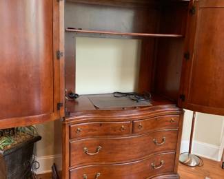 #27 Thomasville Curved From Wood Entertainment Center w/2 slide foldable front doors w/4 drawers, drawer have velvet dividers w/locking key - 43x24x75 $125.00