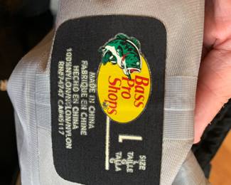 #70 Bass Pro Shop Gortex Rain Suite - bibs, Overalls & Hooded Jacket - size Large $100.00