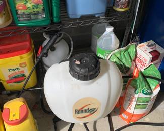 #151 Roundup Backpack Sprayer $75.00