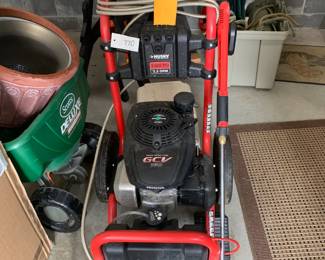 #184 Husky Pressure Washer w/Honda Engine 2600 PSI 2.3 GPM $185.00