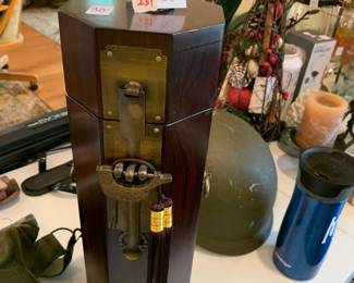 #231 Chinese Lacquer Wood Document Holder w/fish Lock $30.00