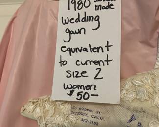 #246 1980 size 2 wedding dress $50.00