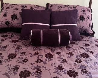 KH 246 Full size Bedding Ensemble Purple on purple with decorative pillows.25.00