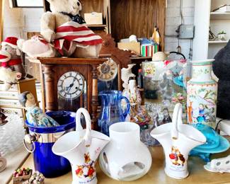 Beatrix Potter , Cobalt Ice Bucket, Italian Art Glass, Chinsee Hand Painted Vase, Antique Clock