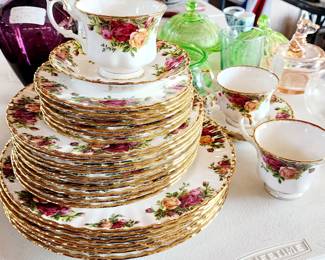 Vintage Royal Albert England Old Country Roses