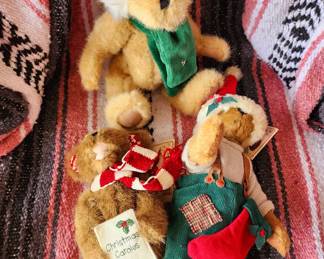 Loads of Collectible Boyds Bears