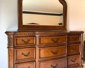 Stunning American Drew dresser with optional mirror