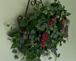 Decorative wall hanging