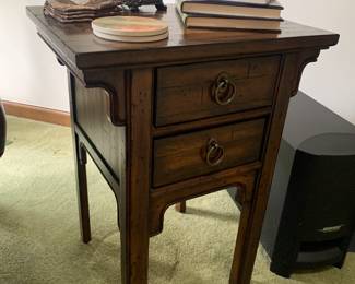 Elegant Hooker side table 