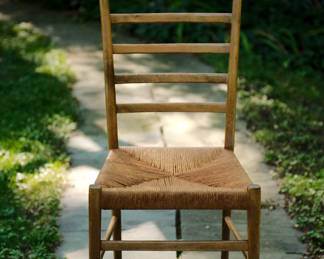 GORGEOUS Italian 6-rung ladder-back dining chair with a woven seat, made in Italy