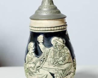 Vintage ceramic German beer stein with a pewter lid (#4), inscription reads "In Vino Veritas, Aber Auch Im Bier Etwas"