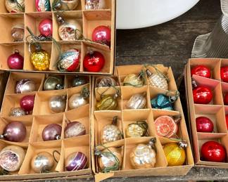 Lovely antique glass Christmas tree ornaments in lavender purple, sage green, yellow, and salmon pink!