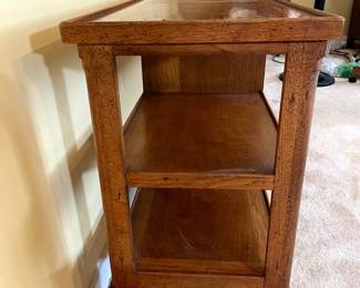 Side view of Mid Century Modern Henredon Folio 10 console table