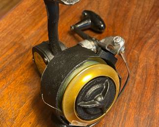 Back view of Abercrombie & Fitch (A&F) Monogram 250 Ten salt water reel