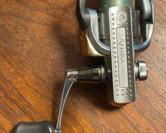 Back view of Shimano Sahara 1500FB Fluid Drive II spinning reel