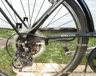 Chain and speed changing components of Black Biria Easy Boarding bicycle with luggage rack and bike bag, 46cm, designed in Germany