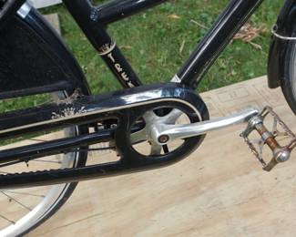 Pedal and chain detail of Black Cocoa Trek step-through bicycle