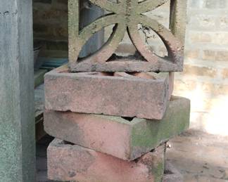  Set of 6 terra cotta colored Breeze or decorative cinder blocks