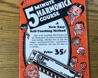 Back cover of "New Standard Harmonica Course" by Margaret J Synnberg of McKinley High School, Chicago, published by MM Cole Publishing House in 1927