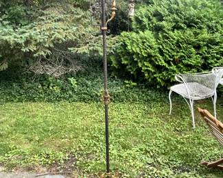 Very cool down bridge floor lamp