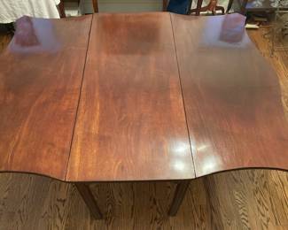 beautiful antique drop leaf dining table
