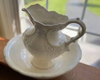 Wash basin and pitcher