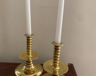 Pair of Williamsburg style brass candlesticks