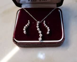 Diamond & 14k White Gold Earrings & Pendant Set