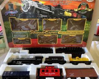 Silverado Express Train Set