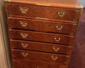  039 Asian Style Jewelry Cabinet