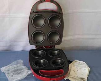 Cooks Essentials Pie Maker More