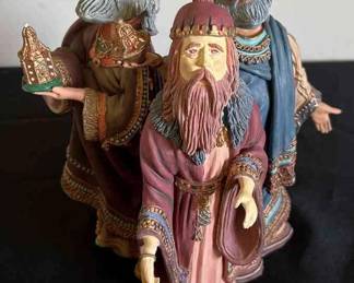 Duncan Royale History Of Santa II Magi Figurine 