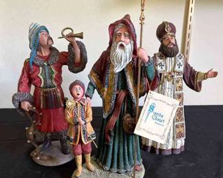 Duncan Royale Trio Of Figurines