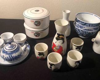 Japanese Bowls Saki Set