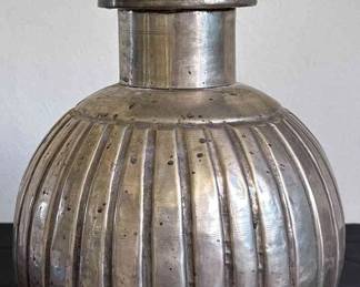 Melon Shaped Metal Table Lamp