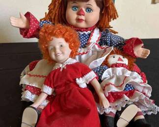 Raggedy Ann Musical Doll Porcelain Orphan Annie Applause Doll