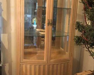 Thomasville China Cabinet