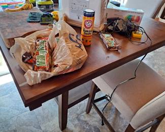 Dining table and 4 chairs