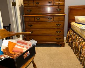 Mid-Century chest of drawers