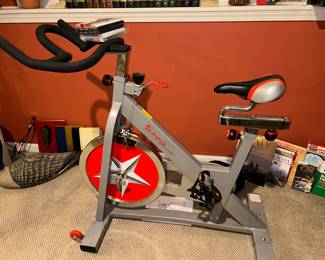 Exercise Bicycle (like new)