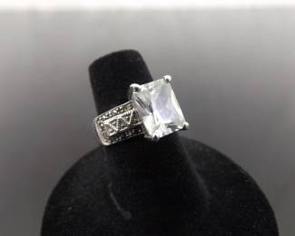 .925 Sterling Silver Princess Cut Zirconia Art Nouveau Ring Size 5.75
